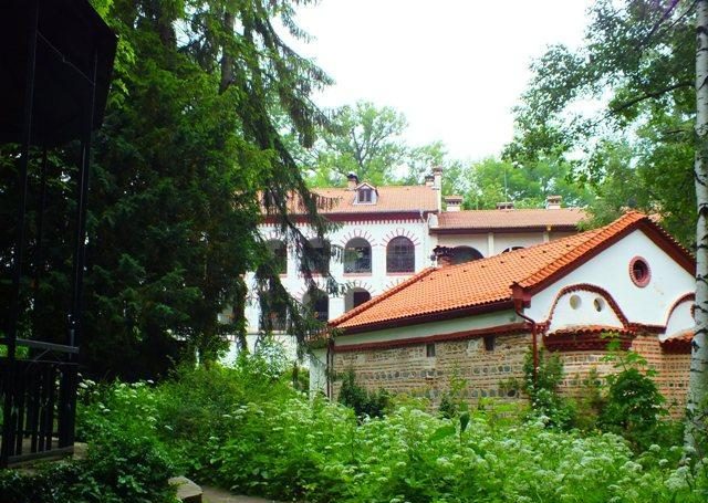 Dragalevtsi Monastery – A Peaceful Hidden Gem at the Foot of Vitosha